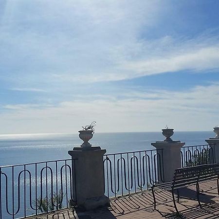 L.T. Metis Hotel Acireale Ngoại thất bức ảnh